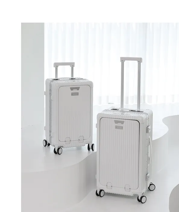 Valises 20 et 24 pouces en finition Snow White