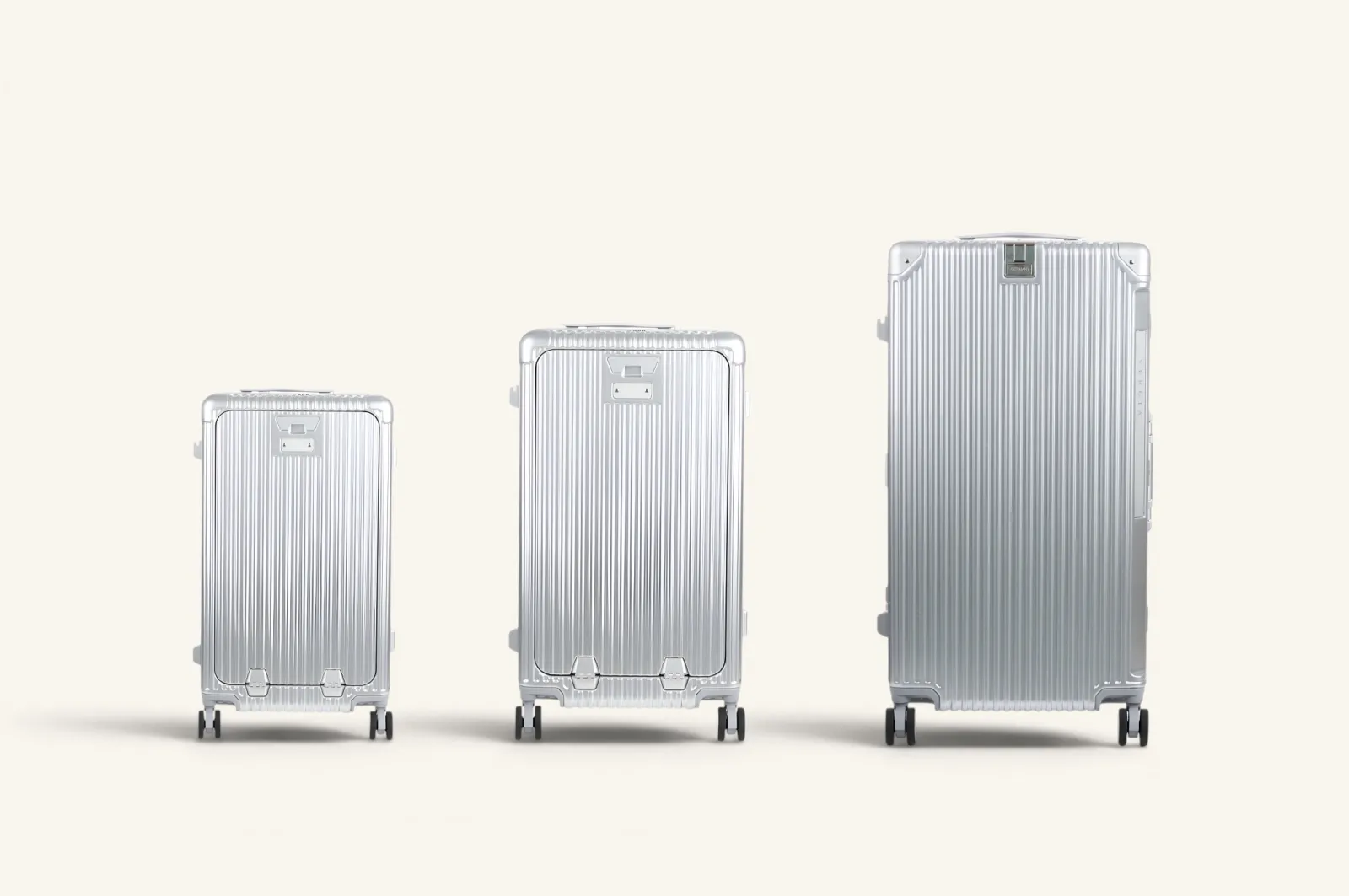 La gamme Vergia en Metal Silver : Cabin 20″, Voyage 24″, Expedition 28″