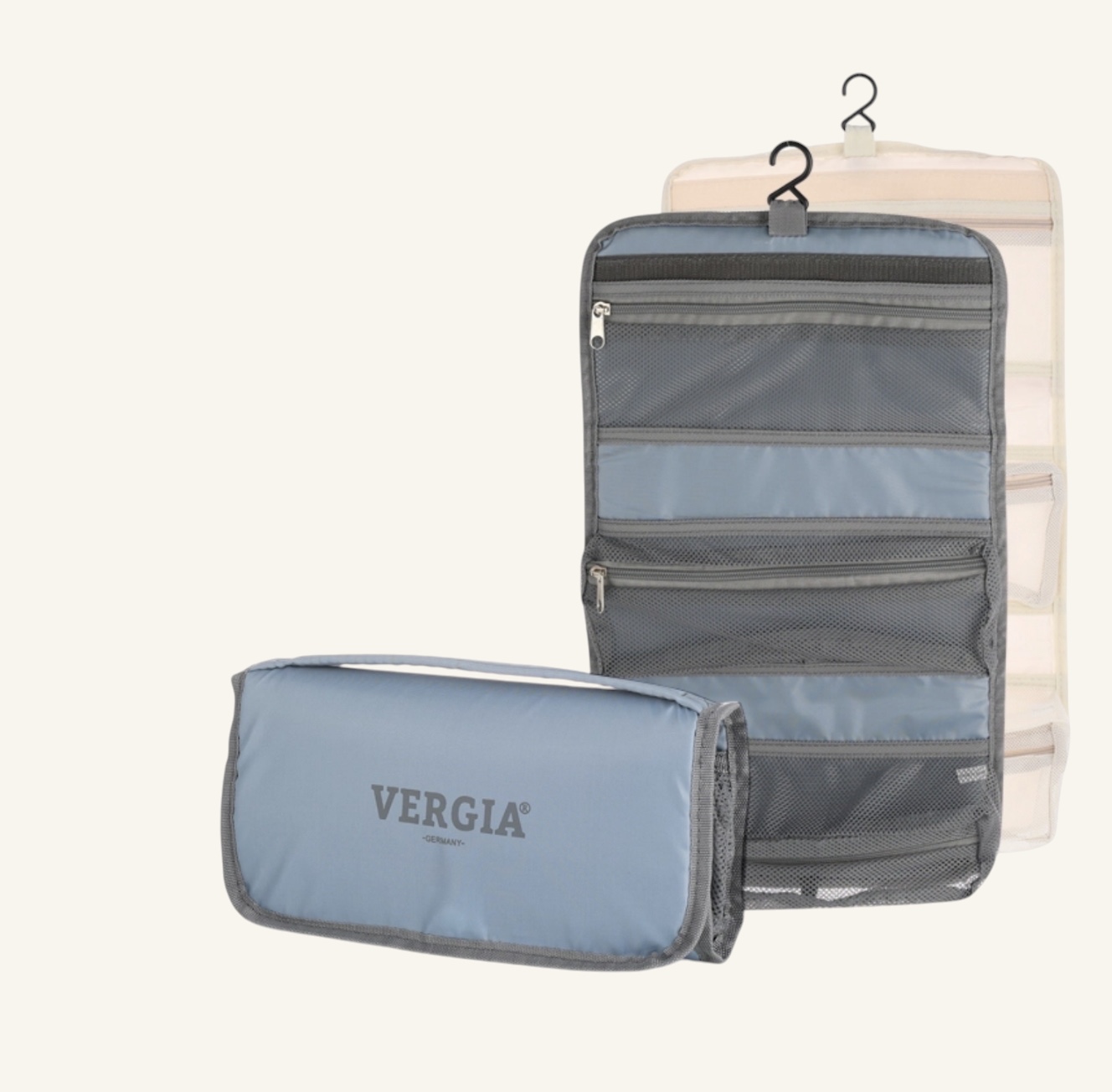 Pochette Vergia pliable en 3 volets — pliée et dépliée, suspendue